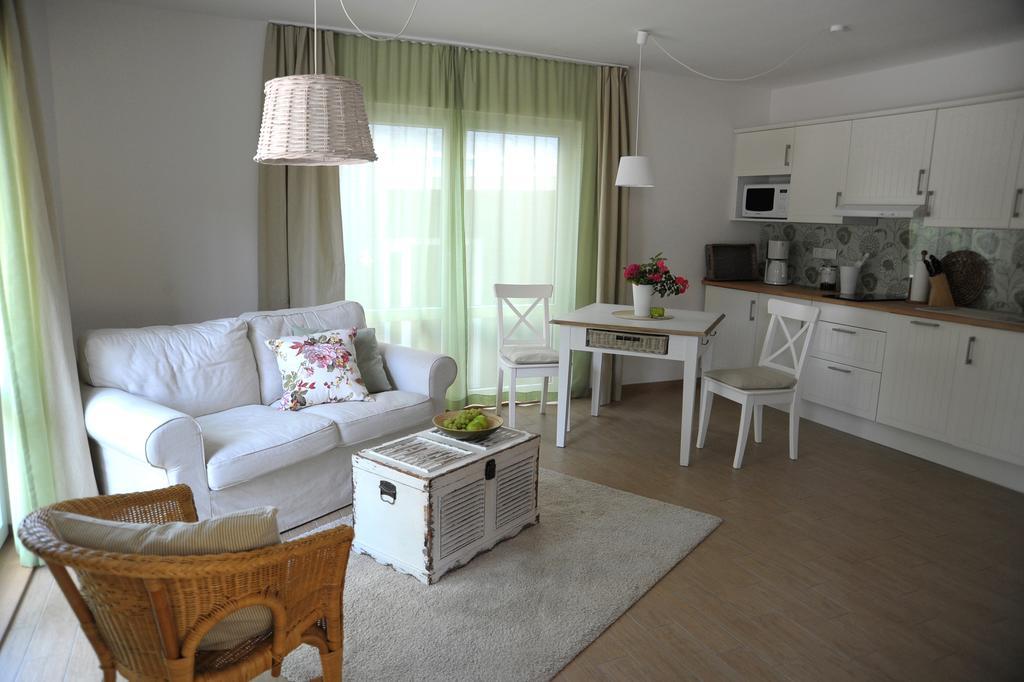 Seaside Apartments - Dreamy Green Eckernförde Extérieur photo